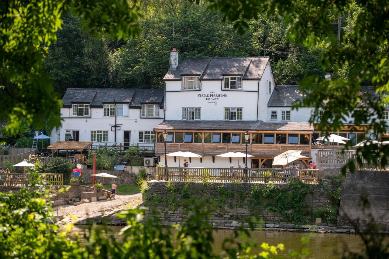 Ye Old Ferrie Inn シモンズ・ヤット エクステリア 写真