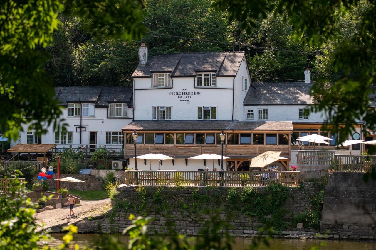 Ye Old Ferrie Inn シモンズ・ヤット エクステリア 写真